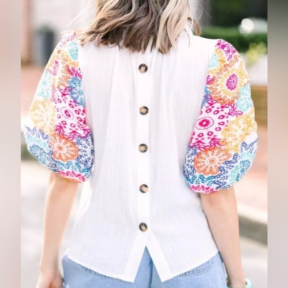 NWT THML Floral Embroidered White Button Down Boho Peasant Crinkle Shirt Small - Picture 2 of 13